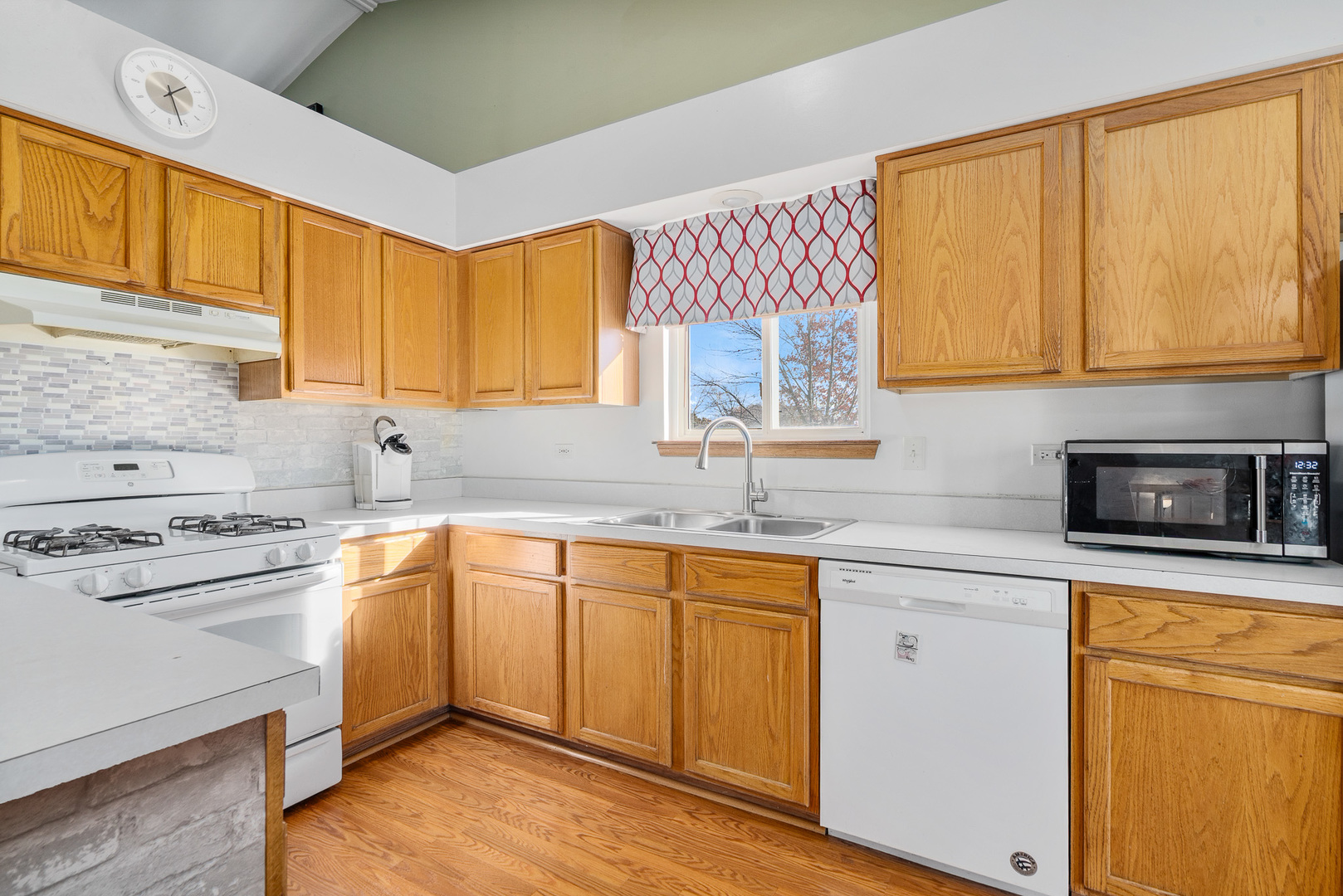 5221 W MULBERRY Lane, Monee, IL 60449