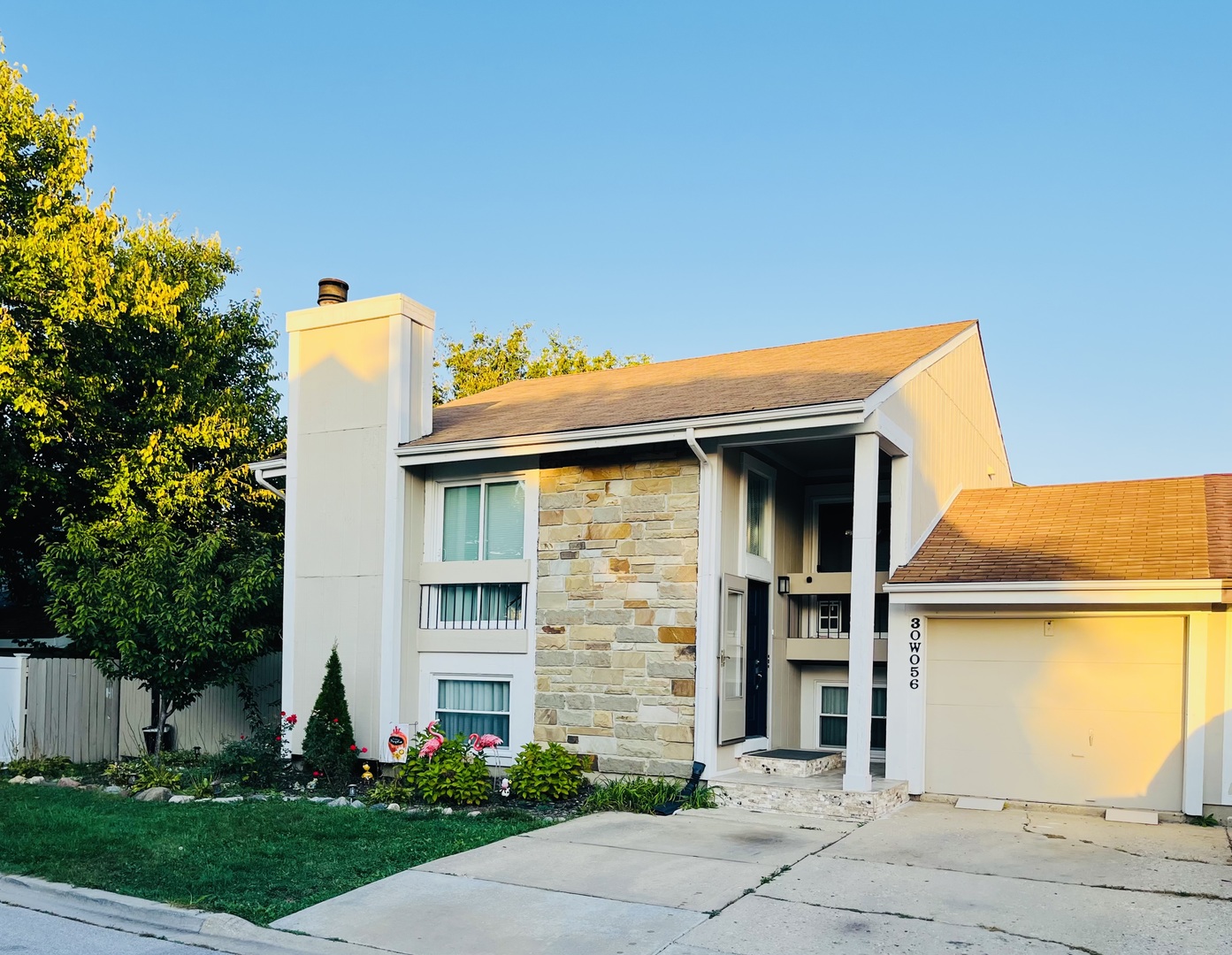 30W056 Mulberry Court #056, Warrenville, IL 60555