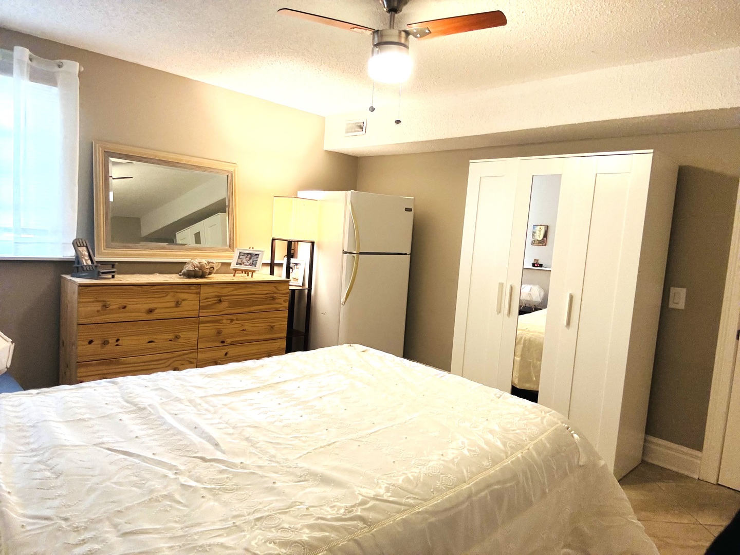 30W056 Mulberry Court #056, Warrenville, IL 60555