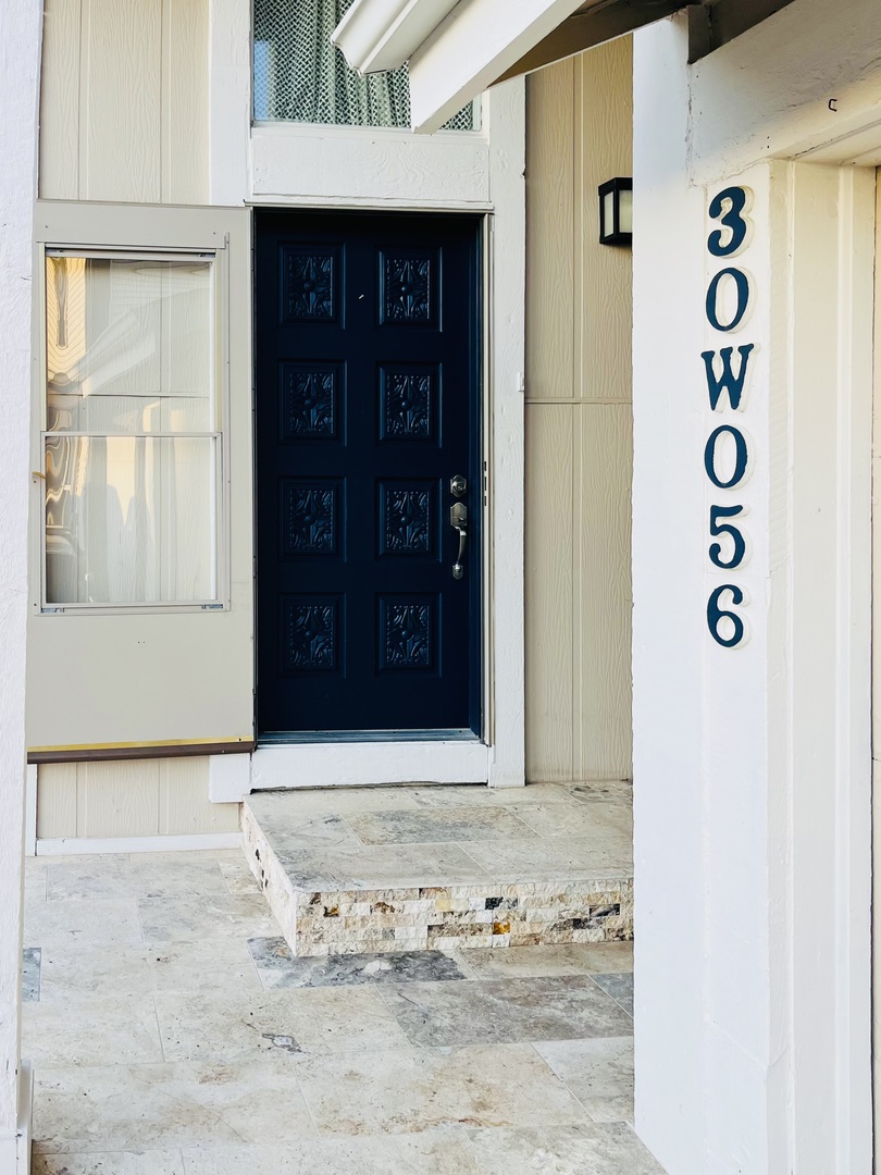 30W056 Mulberry Court #056, Warrenville, IL 60555