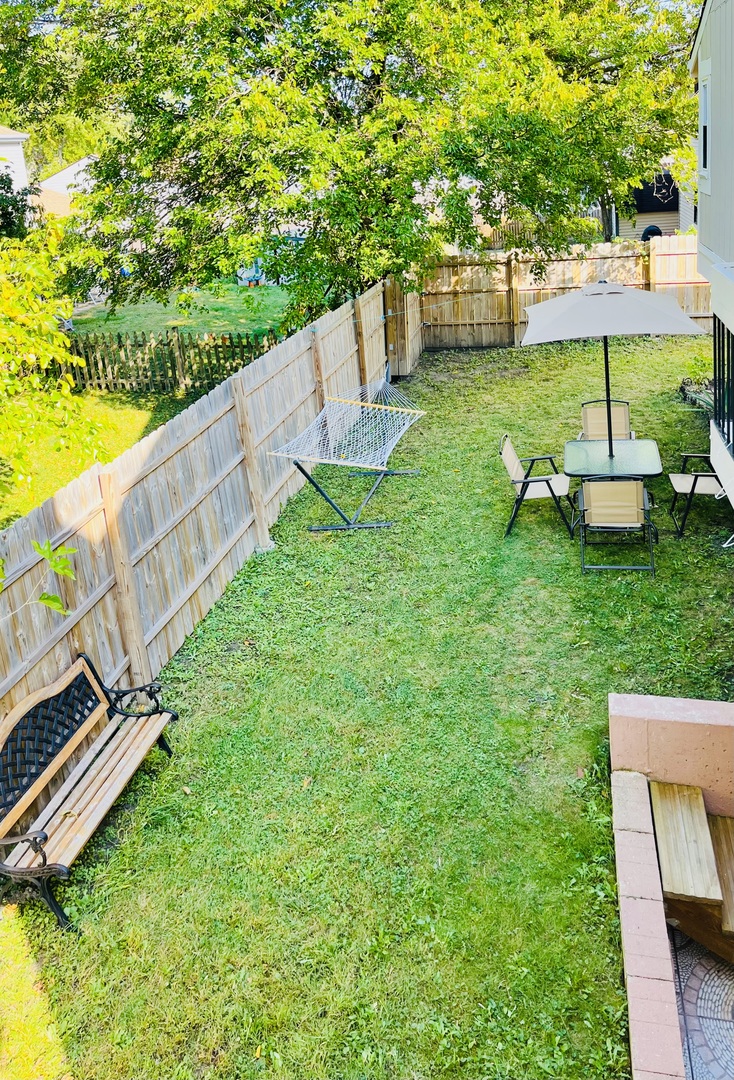 30W056 Mulberry Court #056, Warrenville, IL 60555