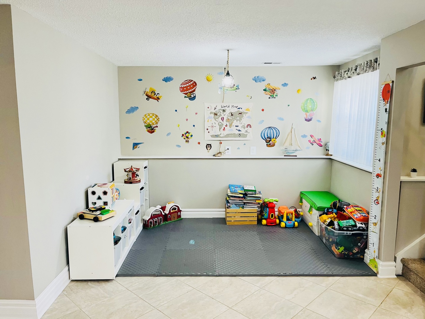 30W056 Mulberry Court #056, Warrenville, IL 60555