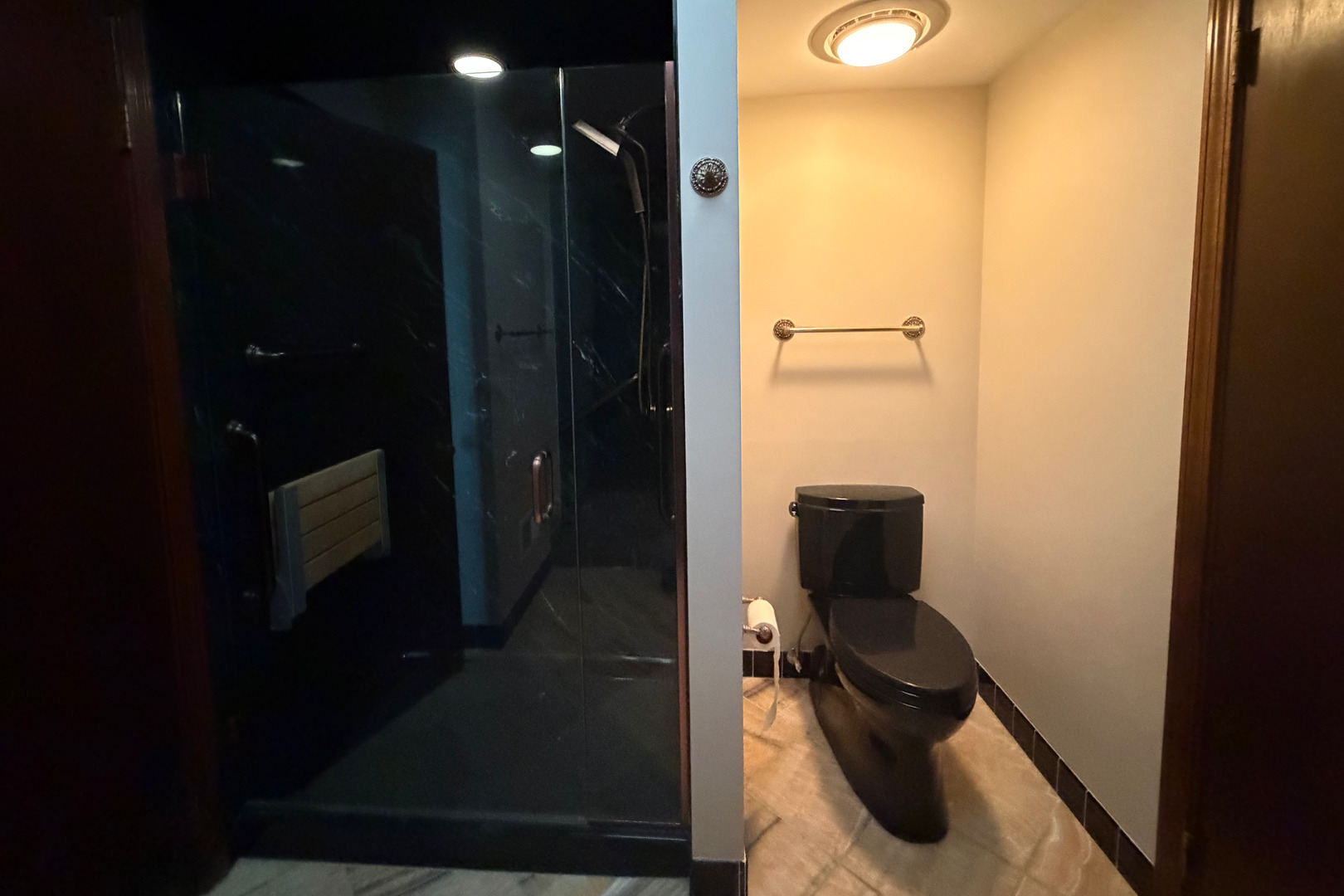 9630 Reding Circle, Des Plaines, IL 60016