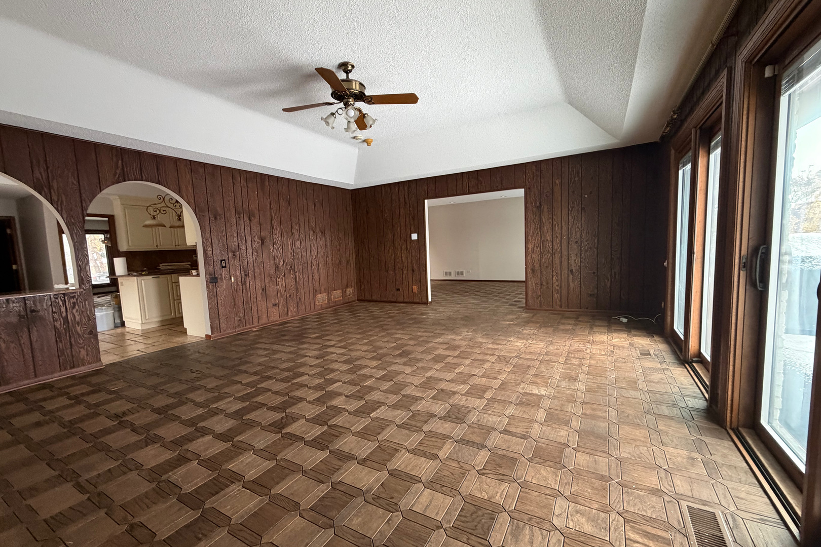 9630 Reding Circle, Des Plaines, IL 60016