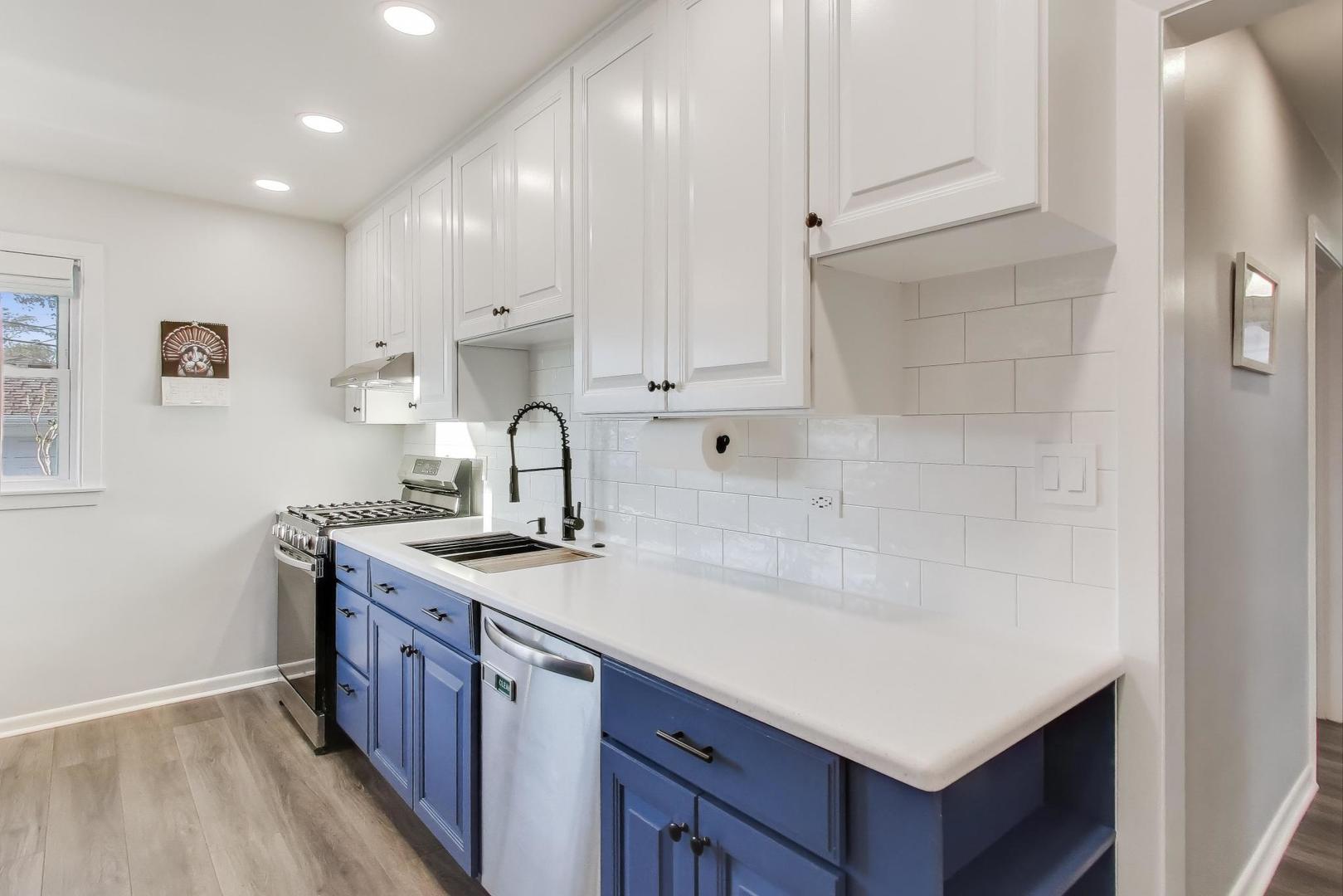 11104 Boeger Court, Westchester, IL 60154