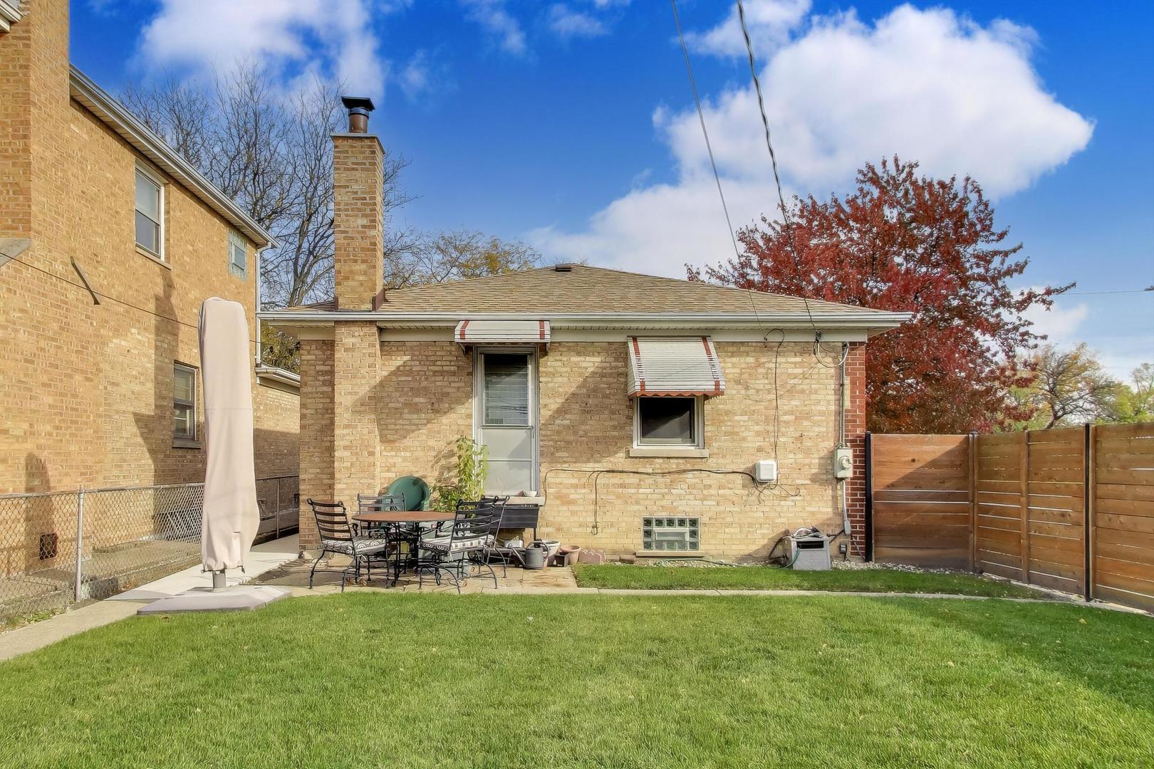 5300 N Cicero Avenue, Chicago, IL 60630