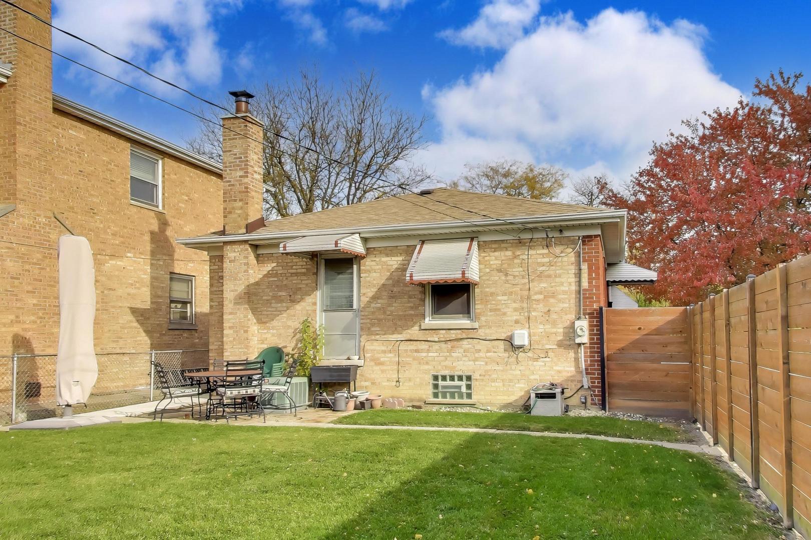 5300 N Cicero Avenue, Chicago, IL 60630