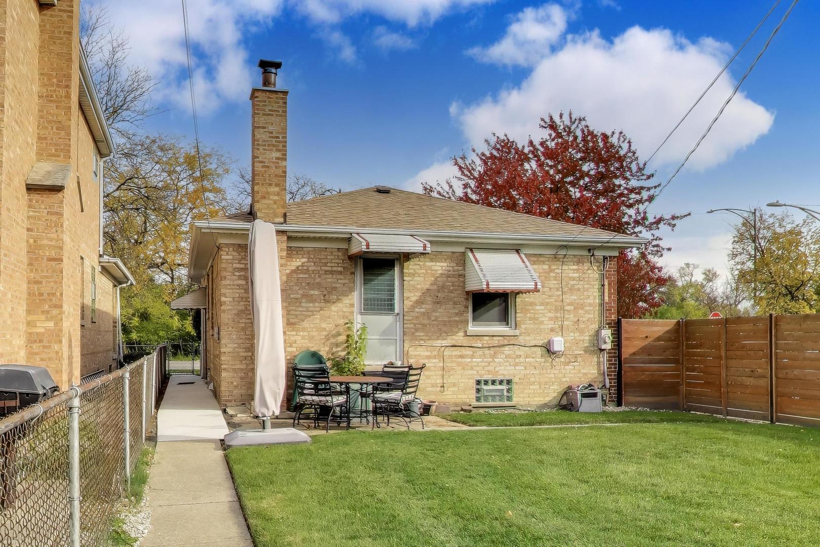 5300 N Cicero Avenue, Chicago, IL 60630