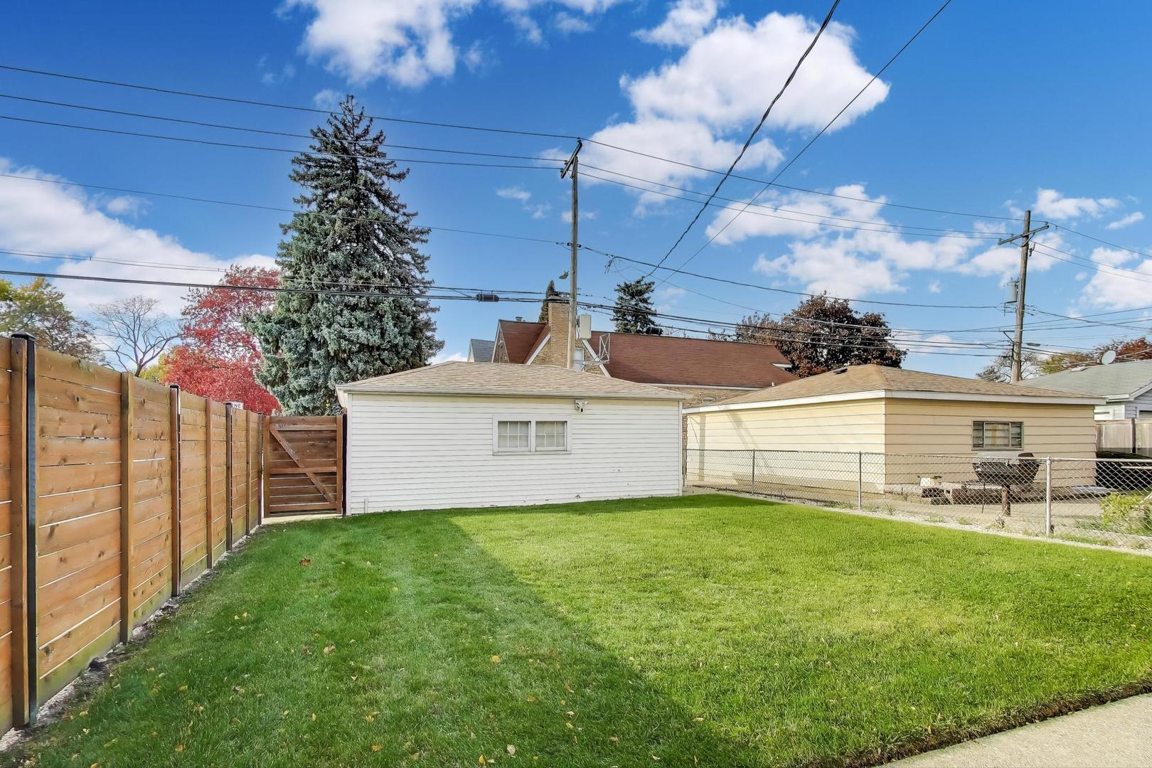 5300 N Cicero Avenue, Chicago, IL 60630