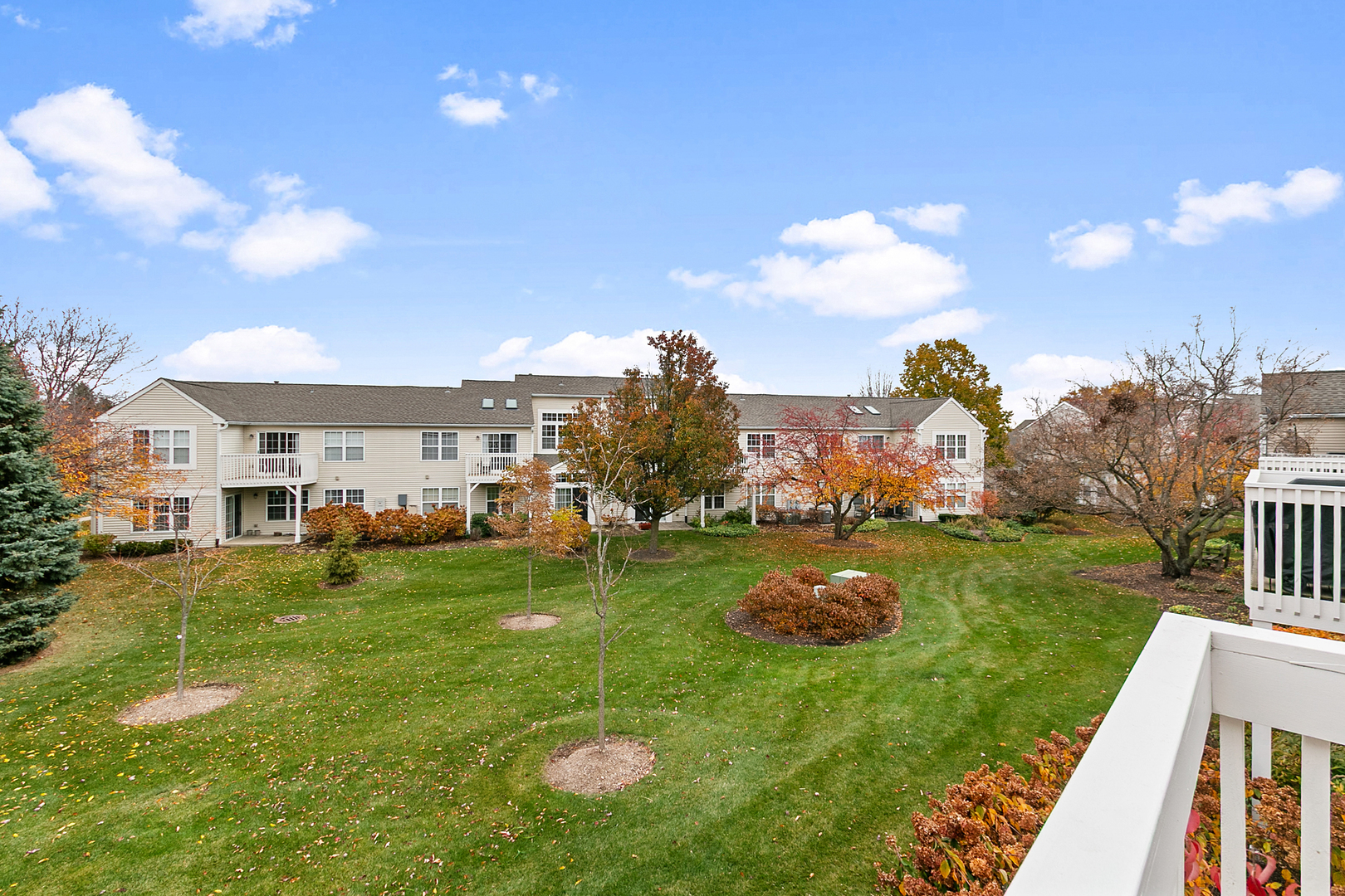 2604 Sheehan Court #204, Naperville, IL 60564