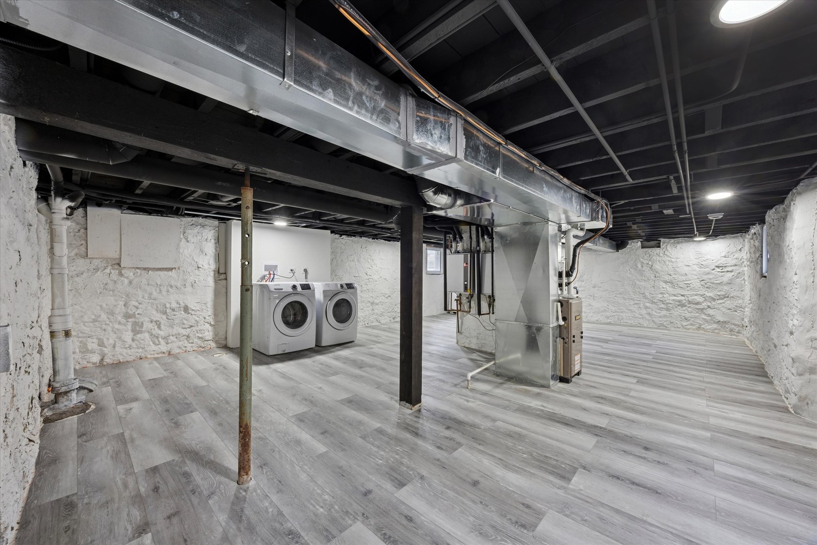 Brookfield, IL 60513