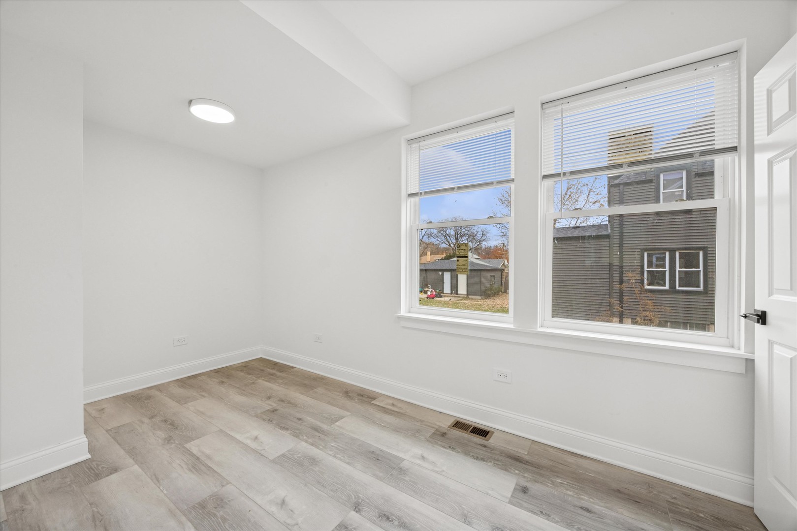 Brookfield, IL 60513