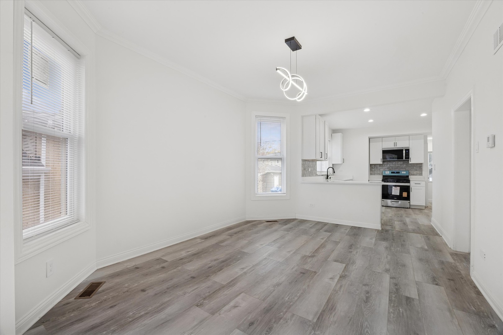 Brookfield, IL 60513