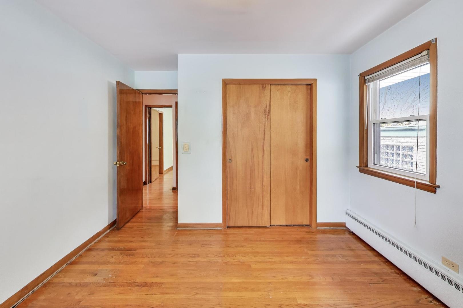 9032 30th Street, Brookfield, IL 60513