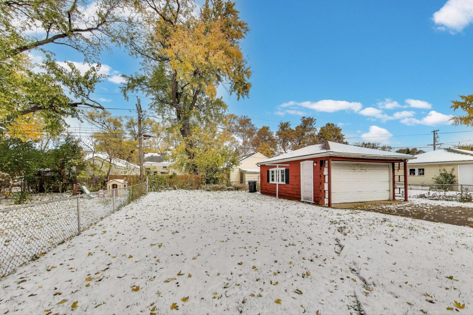 9032 30th Street, Brookfield, IL 60513