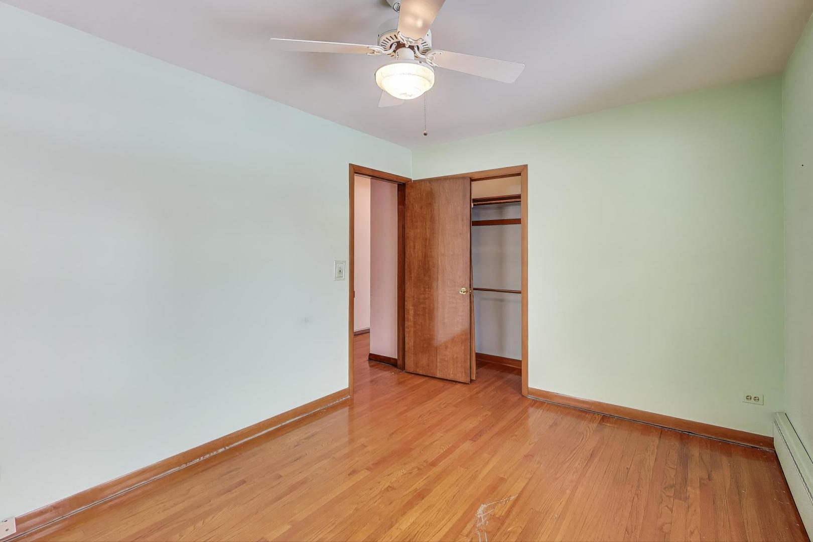 9032 30th Street, Brookfield, IL 60513