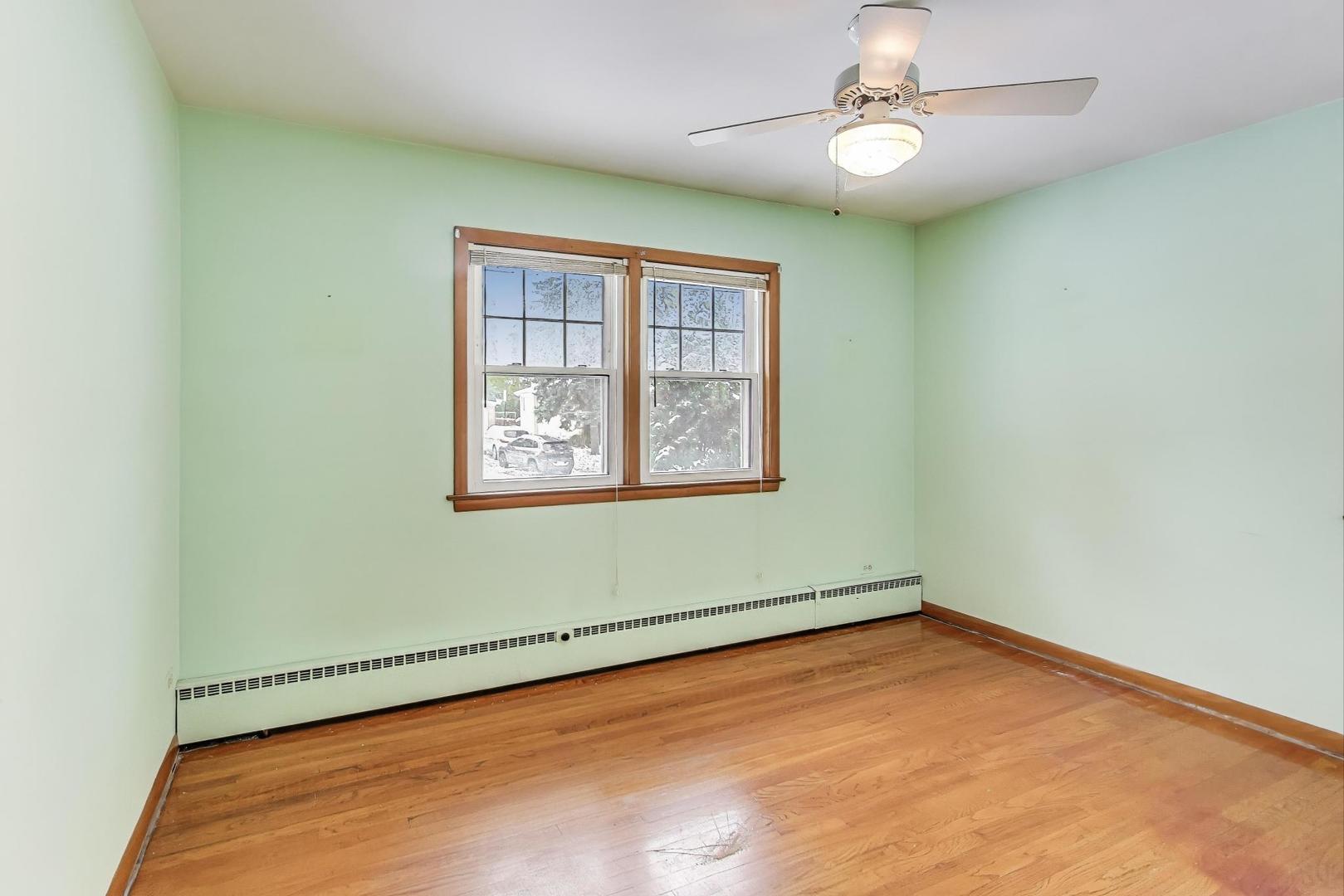 9032 30th Street, Brookfield, IL 60513