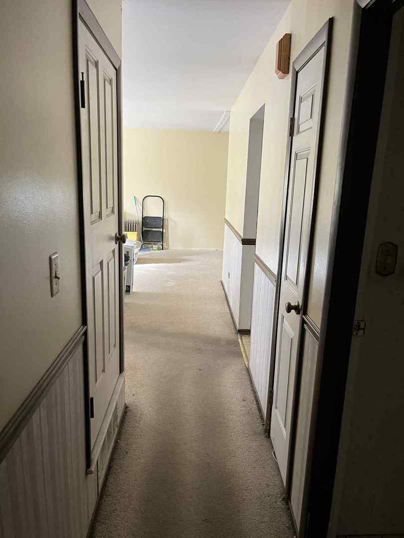 1312 W Oakmont Road, Hoffman Estates, IL 60169