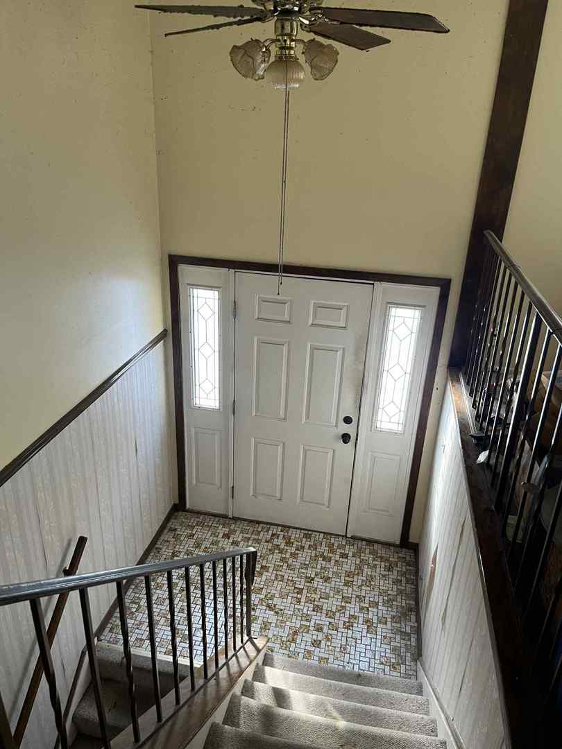 1312 W Oakmont Road, Hoffman Estates, IL 60169