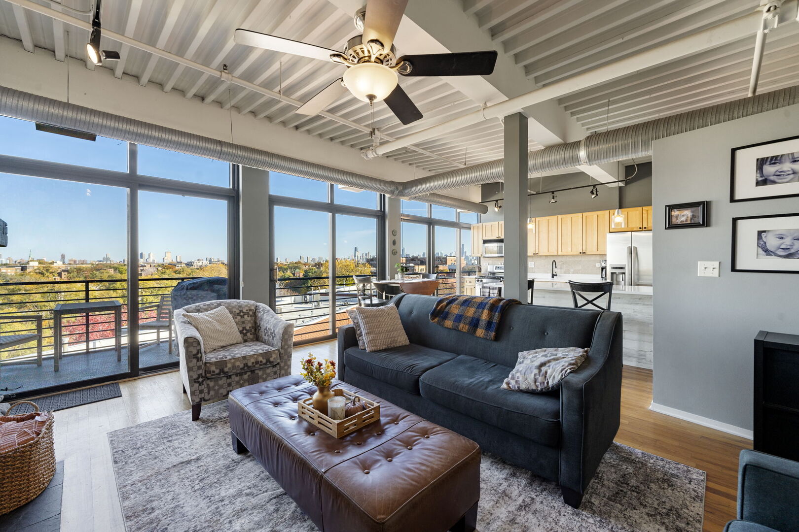 2911 N Western Avenue #513, Chicago, IL 60618