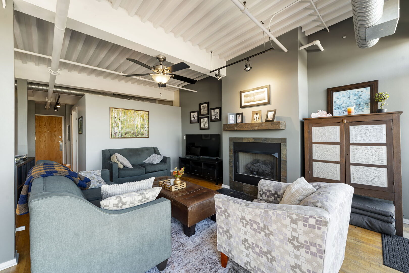 2911 N Western Avenue #513, Chicago, IL 60618