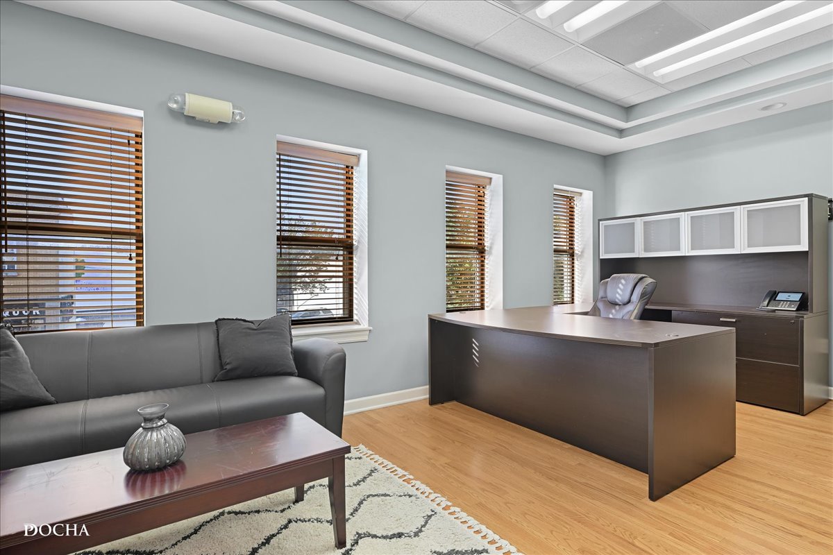 202 W Main Street, St. Charles, IL 60174