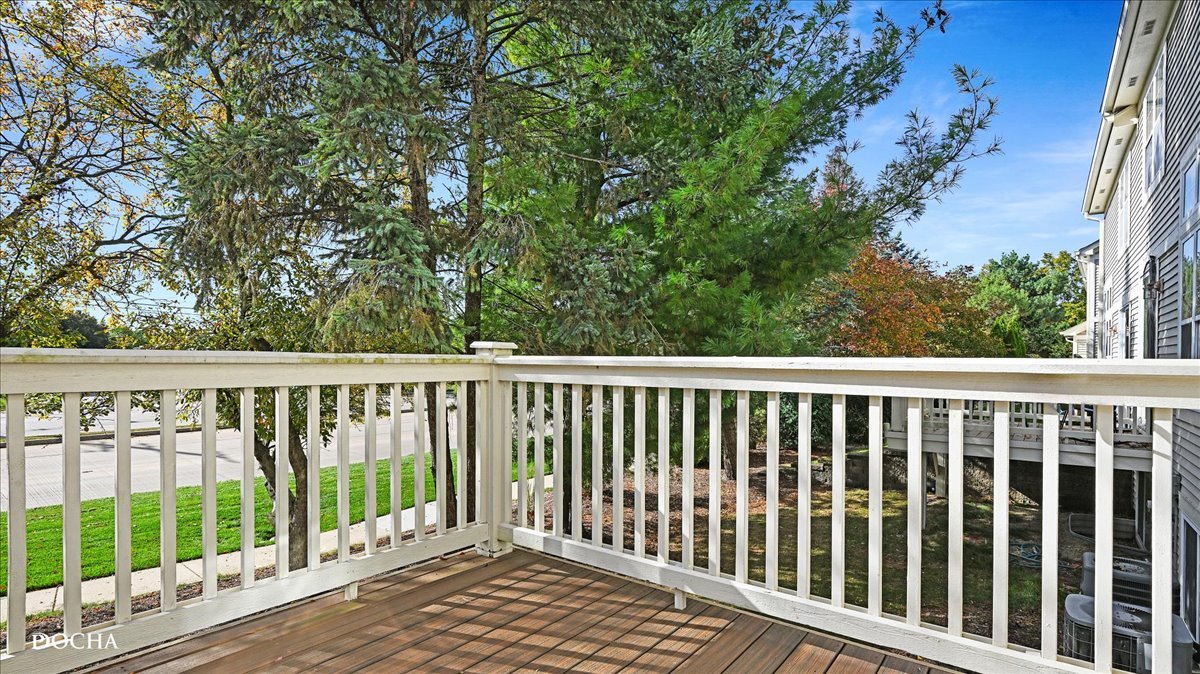 480 Vaughn Circle, Aurora, IL 60502