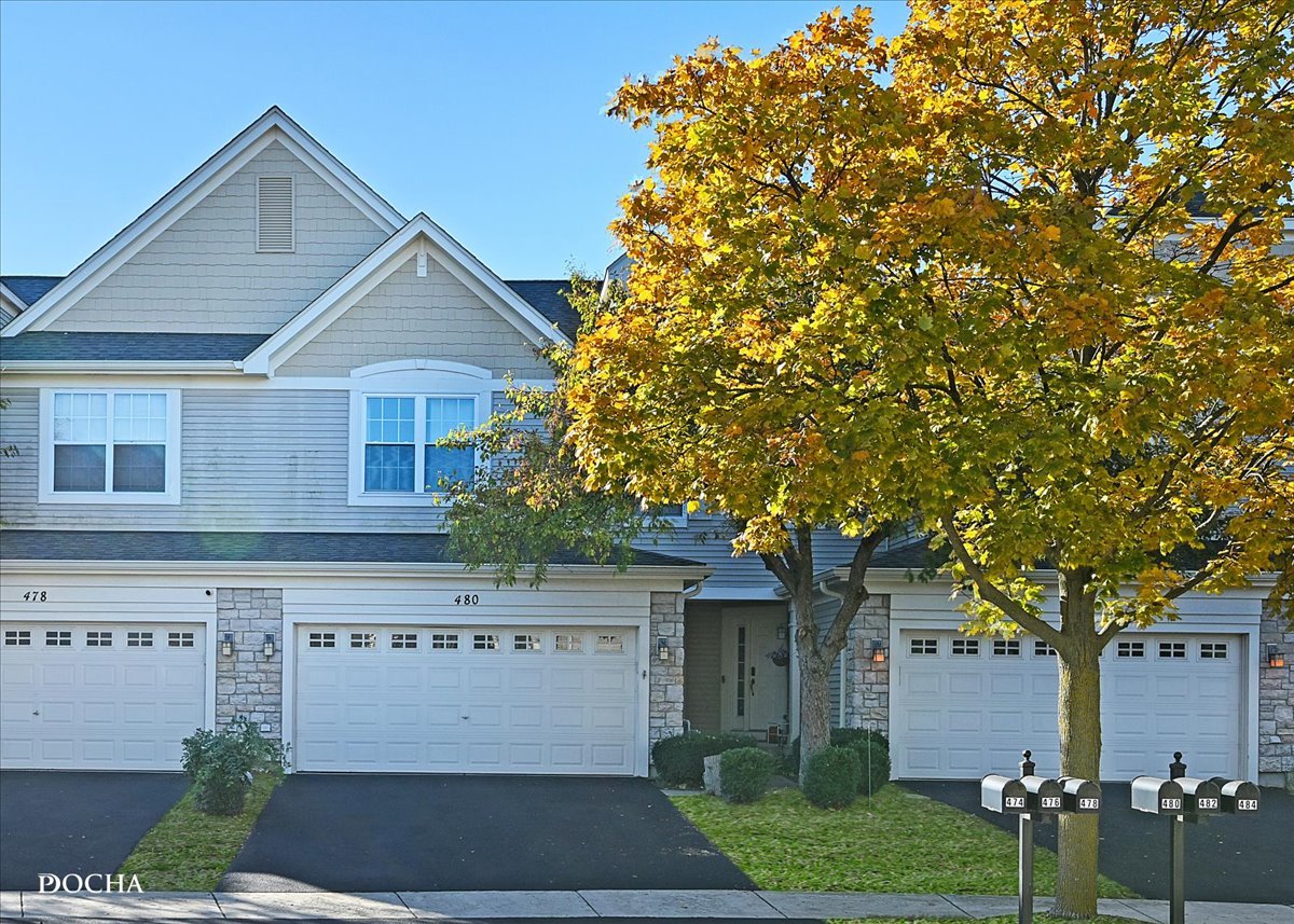480 Vaughn Circle, Aurora, IL 60502