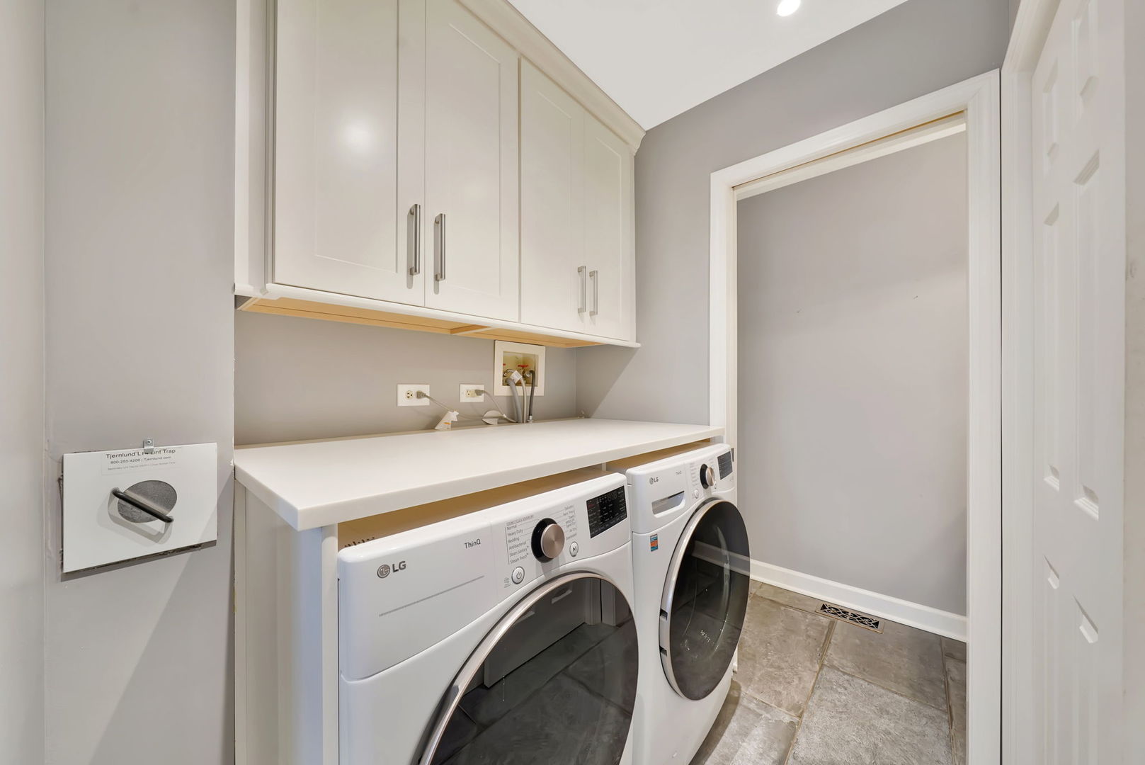 4N040 Nugent Street, Addison, IL 60101