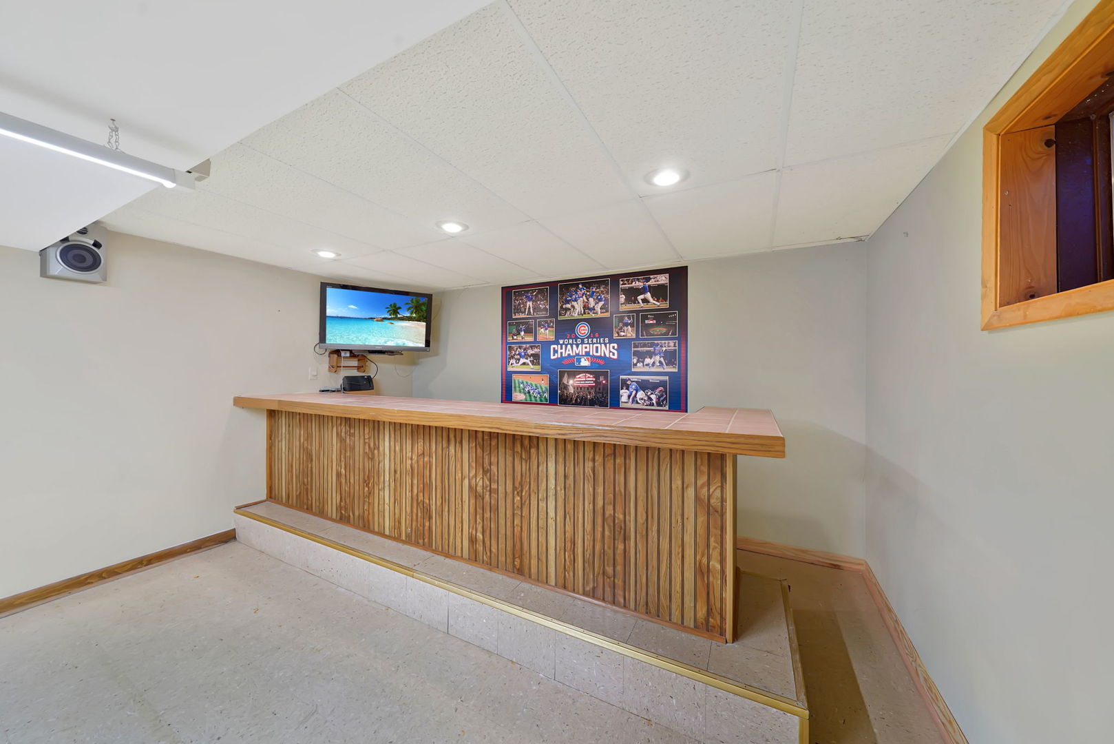 4N040 Nugent Street, Addison, IL 60101