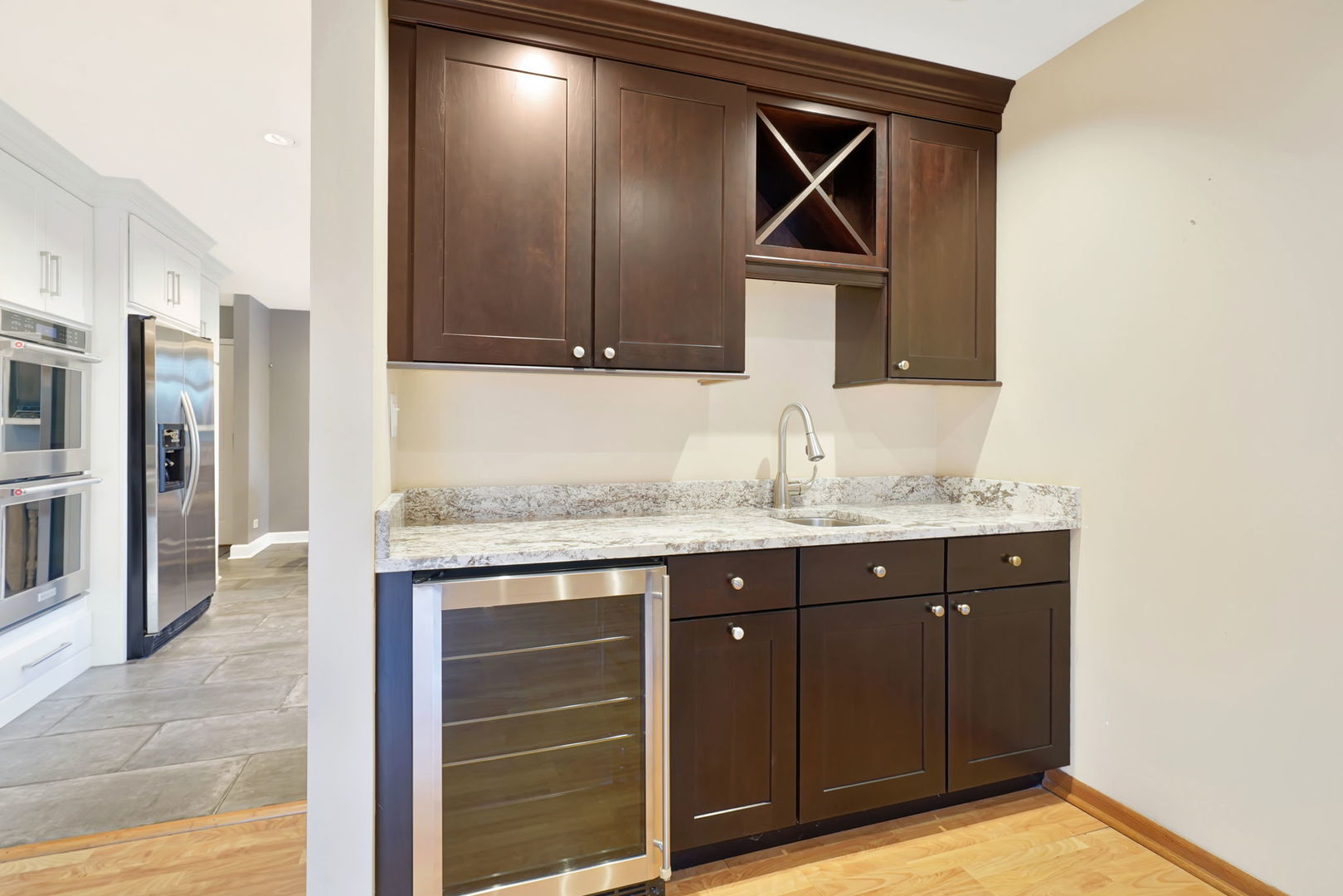 4N040 Nugent Street, Addison, IL 60101