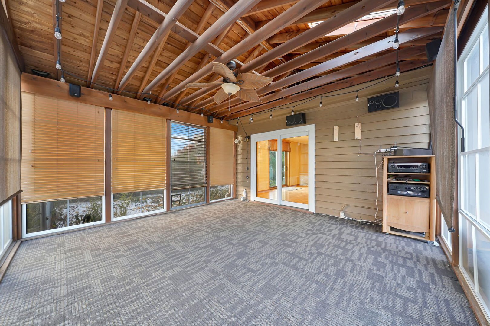 4N040 Nugent Street, Addison, IL 60101