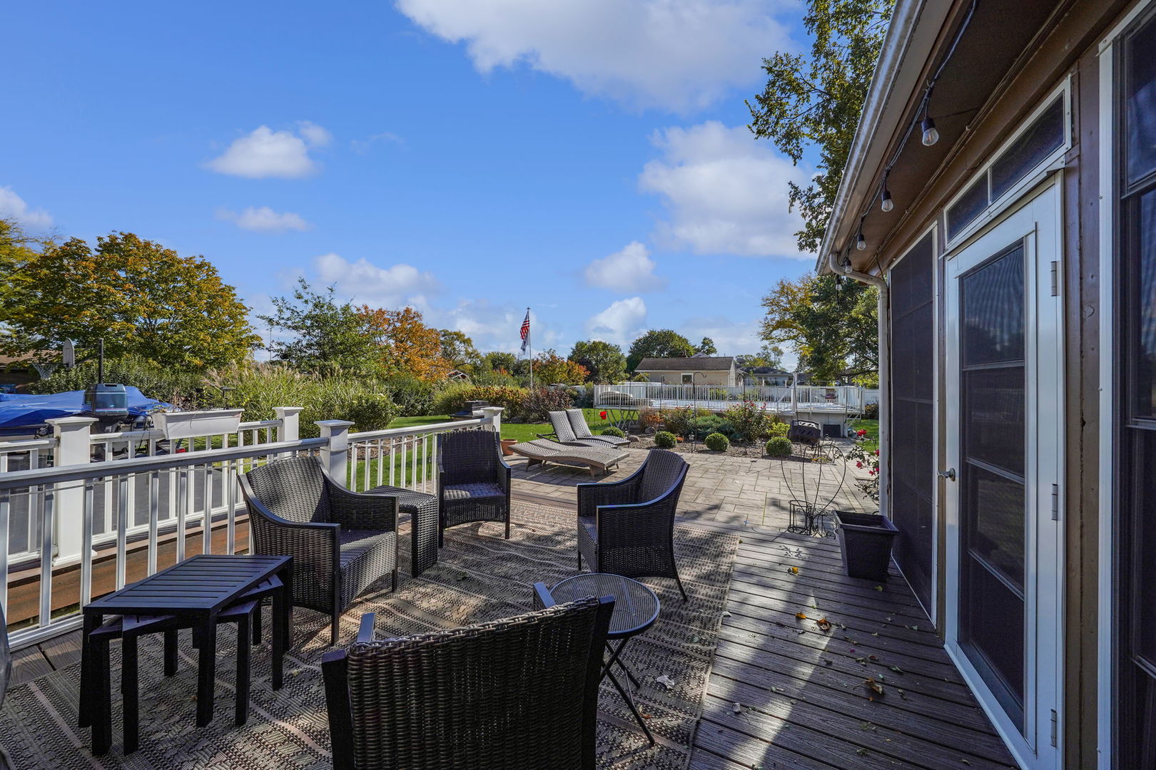 4N040 Nugent Street, Addison, IL 60101