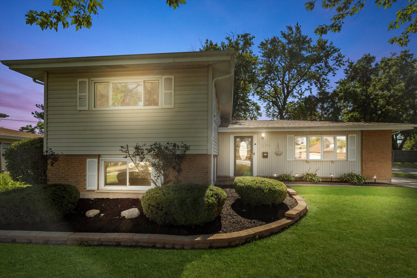 325 Indiana Street, Park Forest, IL 60466