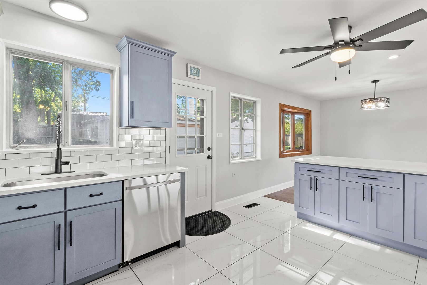 325 Indiana Street, Park Forest, IL 60466