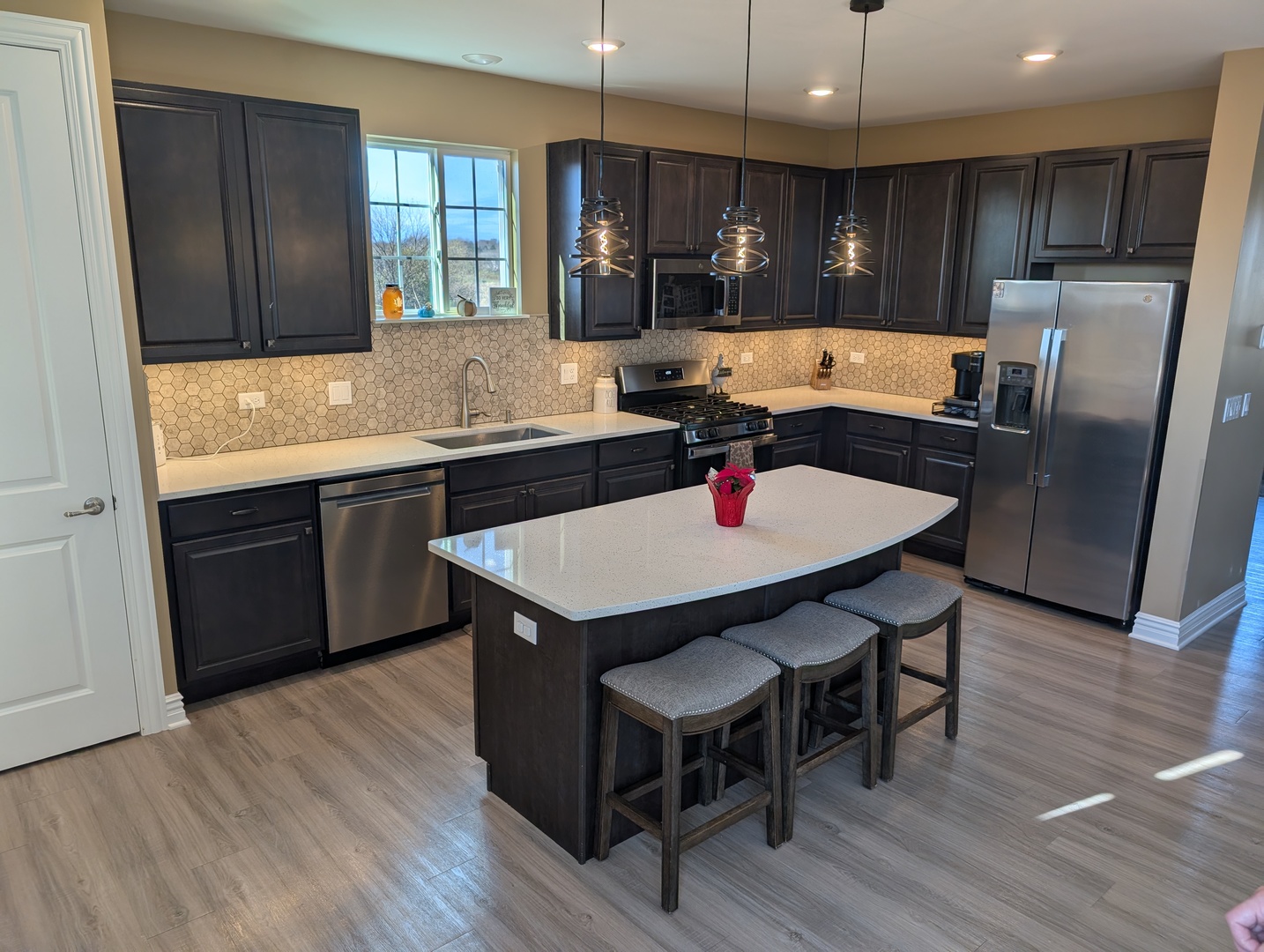 526 Cimmaron Circle, Crystal Lake, IL 60012