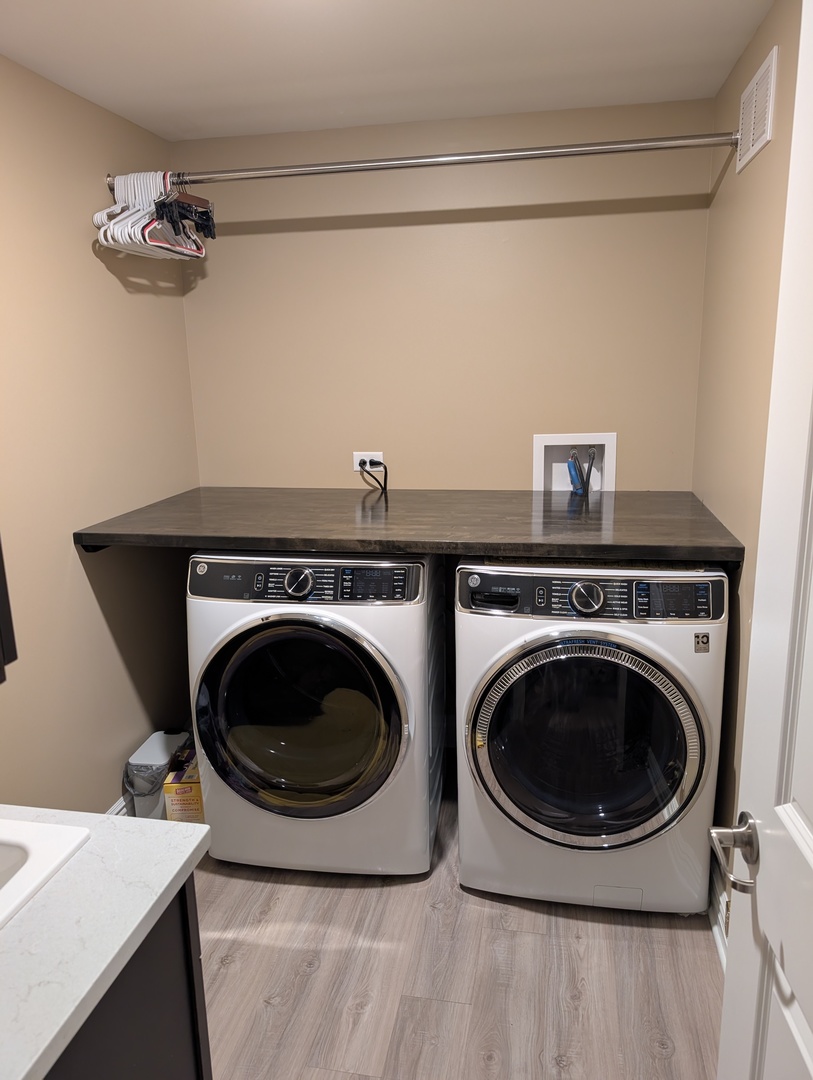 526 Cimmaron Circle, Crystal Lake, IL 60012