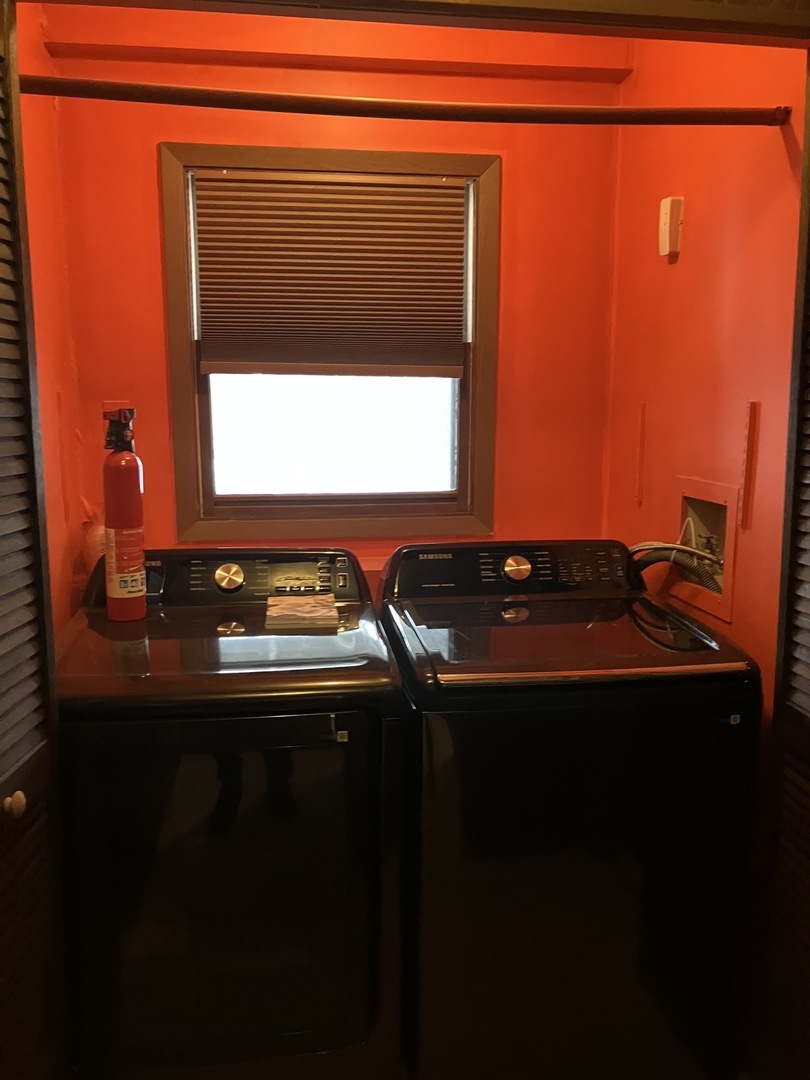 4080 Fir Court, Hoffman Estates, IL 60192