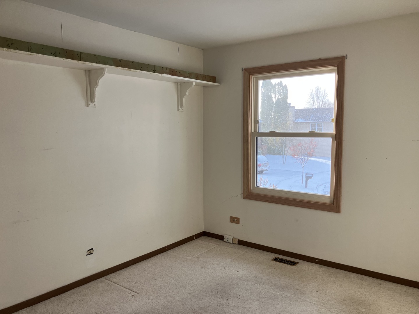 4080 Fir Court, Hoffman Estates, IL 60192