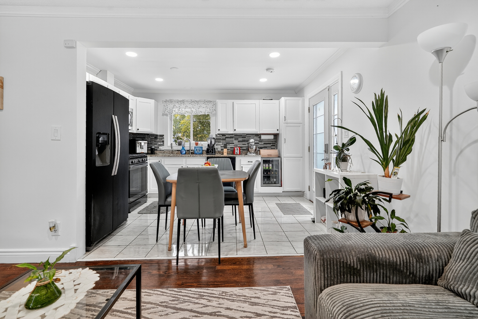 7931 S 83rd Court, Justice, IL 60458