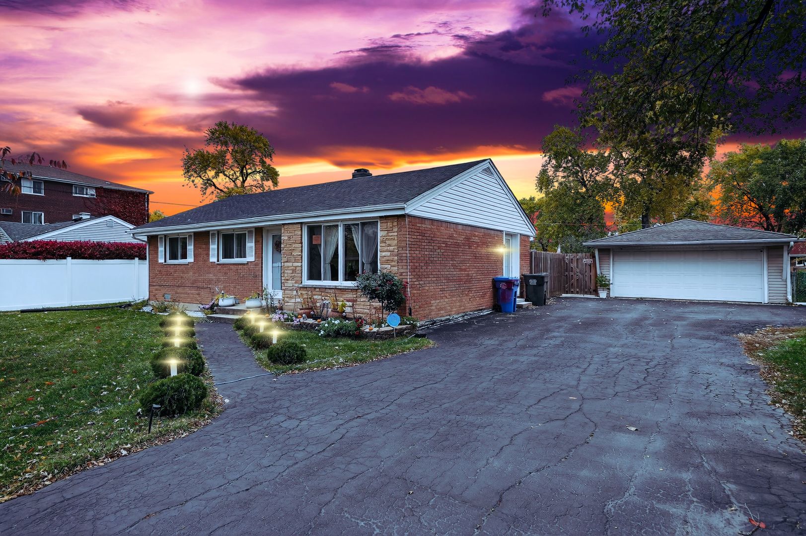 7931 S 83rd Court, Justice, IL 60458