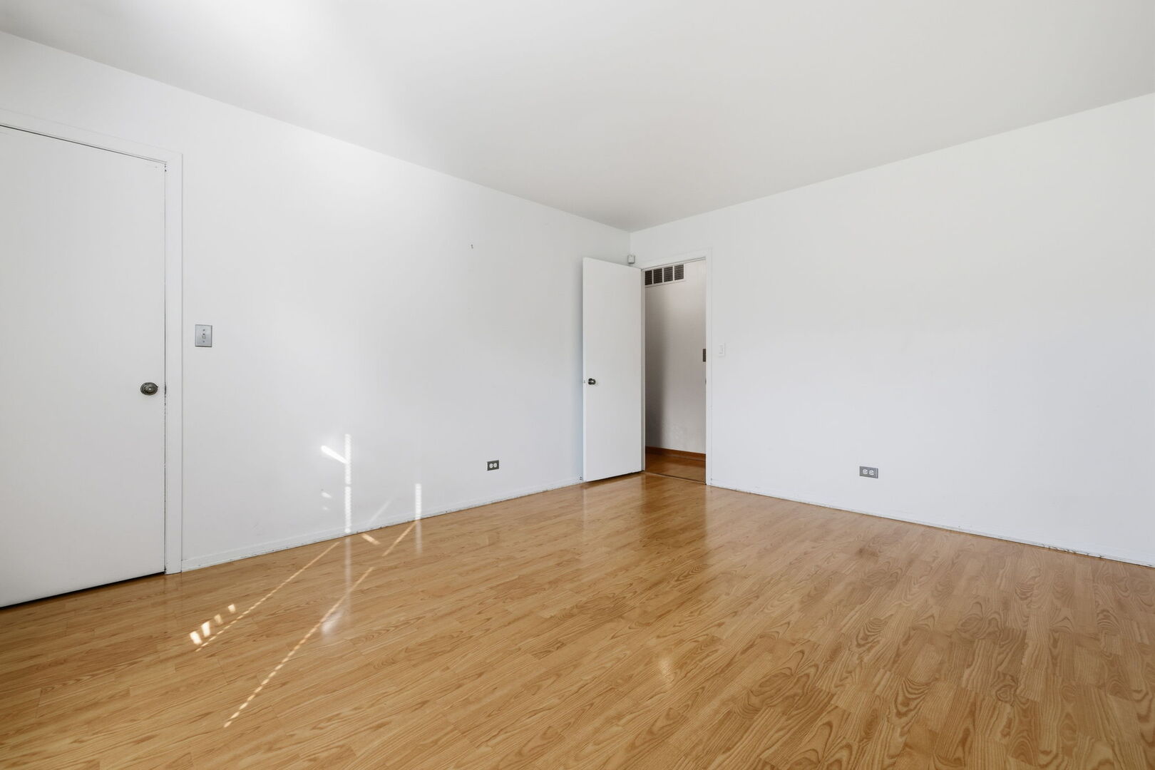 69 Alice Street, Algonquin, IL 60102