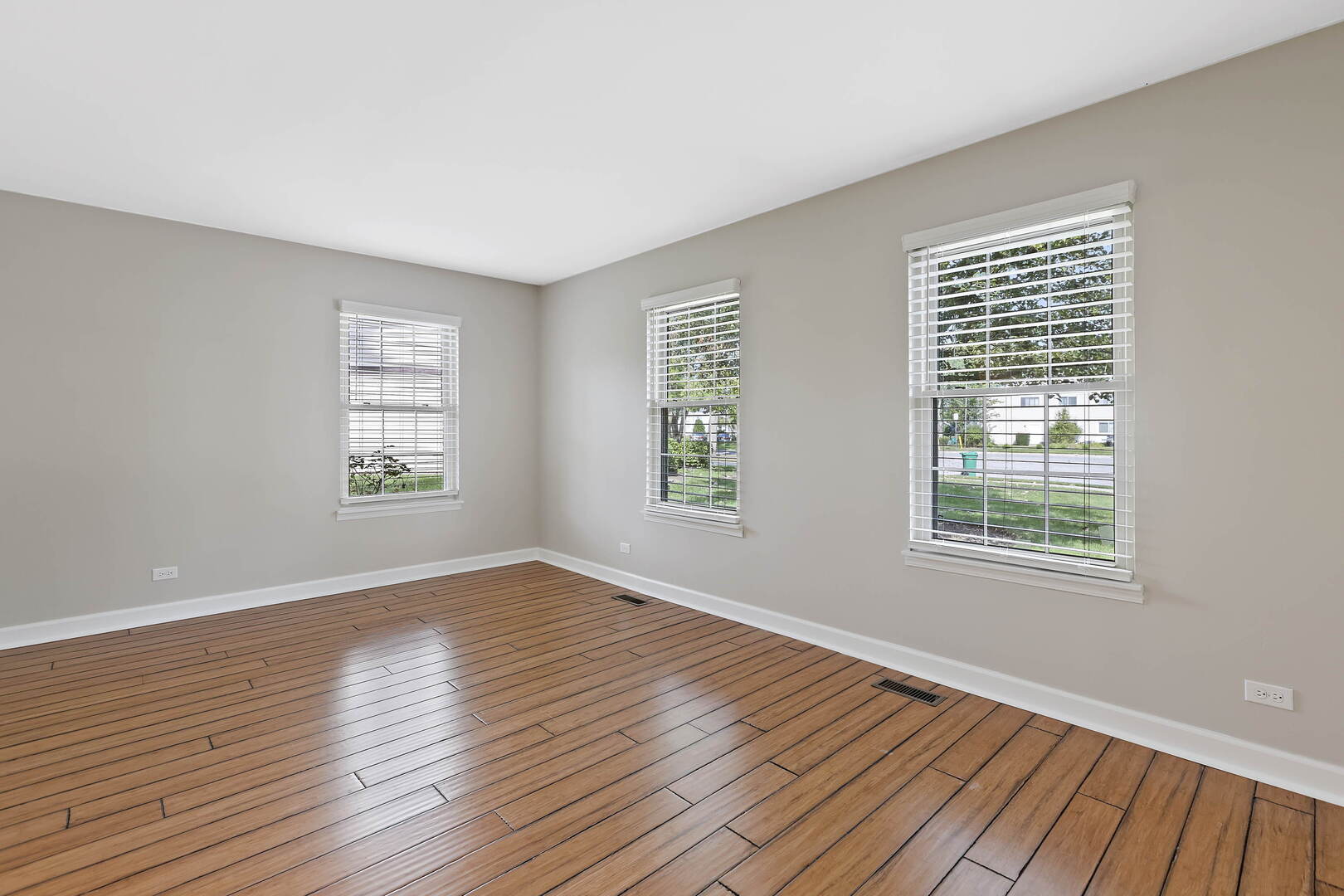 728 Brandon Place, Wheeling, IL 60090