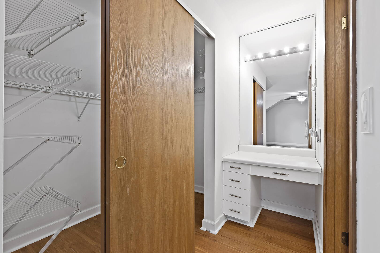 728 Brandon Place, Wheeling, IL 60090