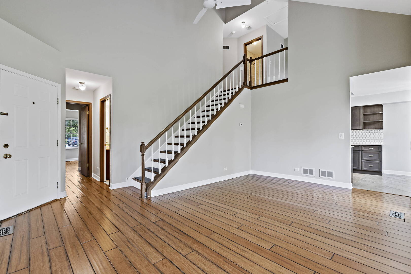 728 Brandon Place, Wheeling, IL 60090