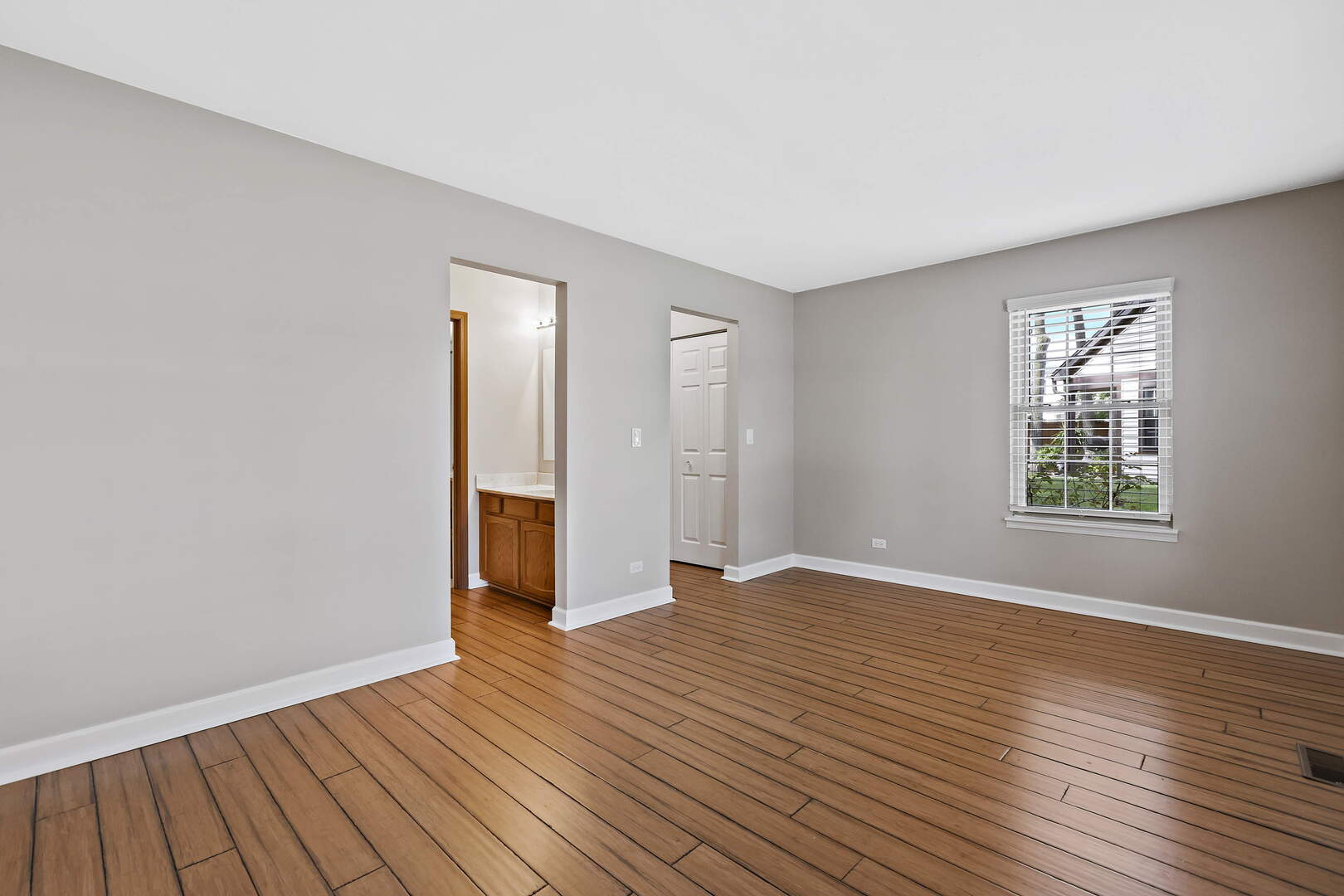 728 Brandon Place, Wheeling, IL 60090