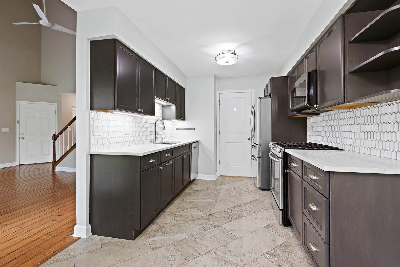 728 Brandon Place, Wheeling, IL 60090