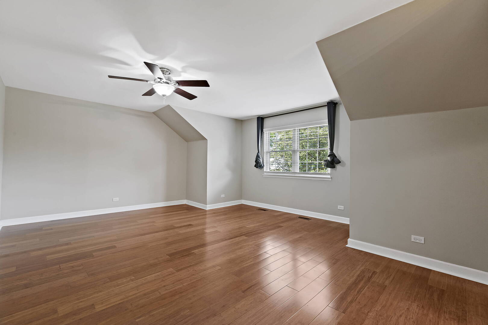 728 Brandon Place, Wheeling, IL 60090