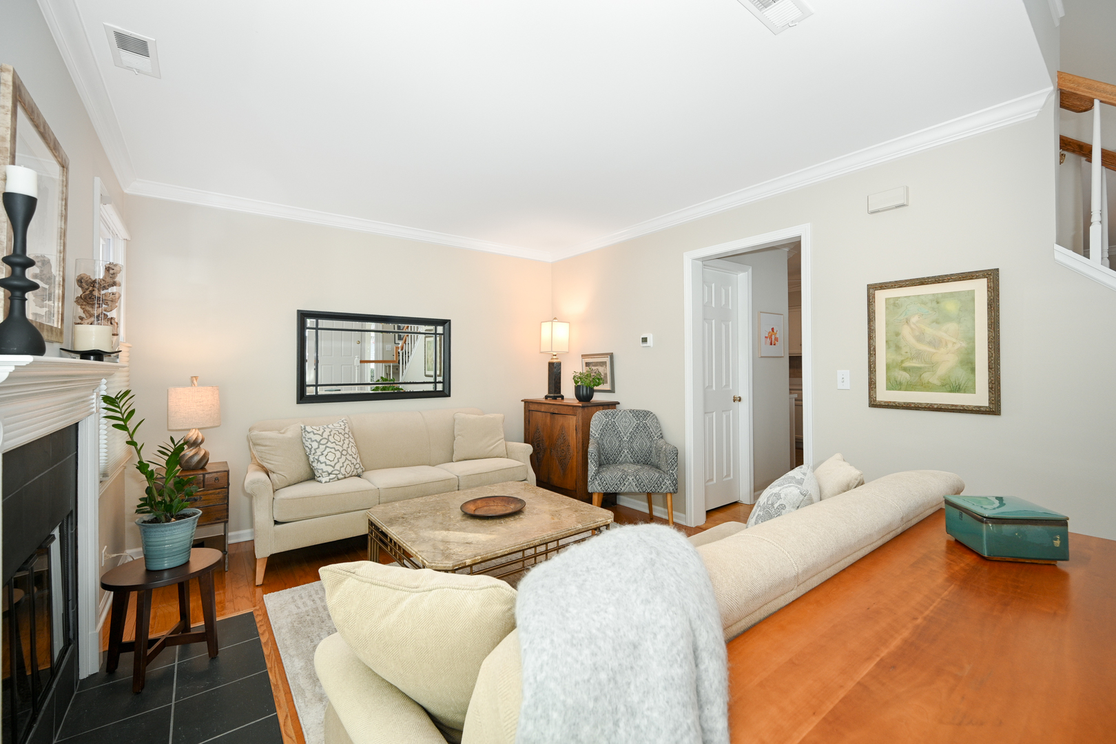 2S737 Timber Drive, Warrenville, IL 60555