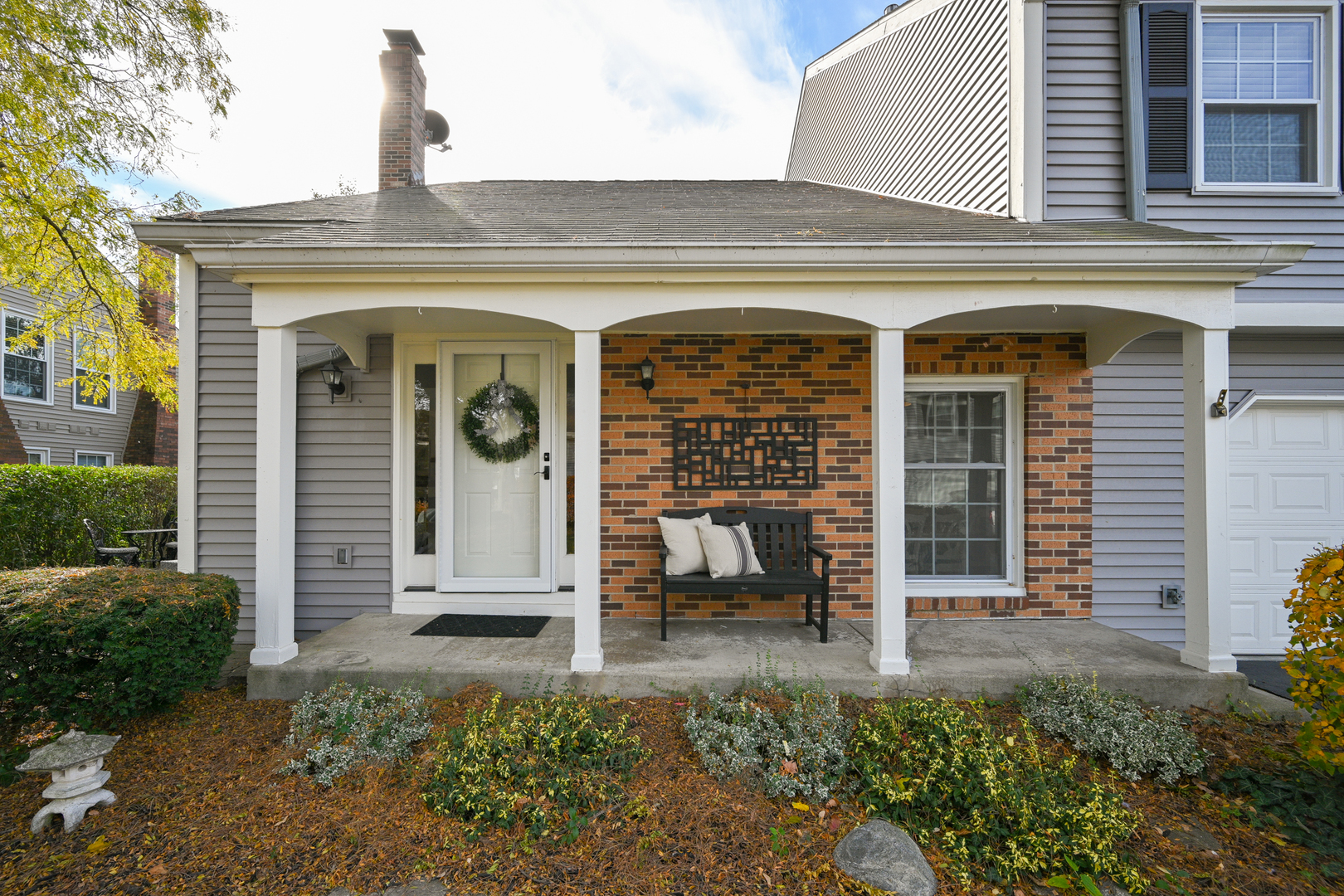 2S737 Timber Drive, Warrenville, IL 60555